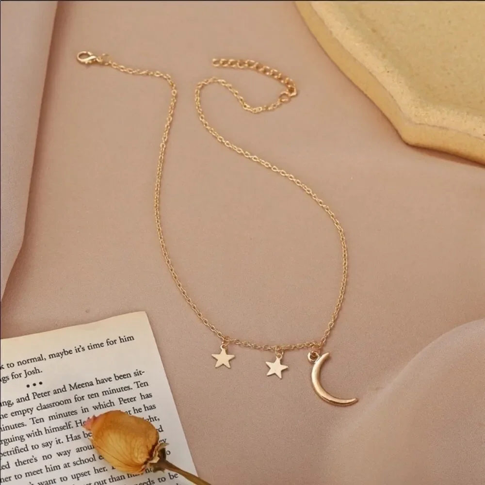 Necklace Dainty crescent moon and stars cute